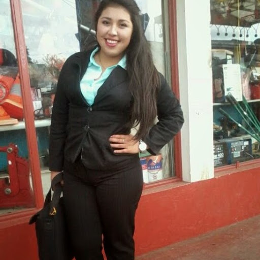 Karla Velasquez Photo 30