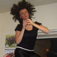 Geraldine Wells Photo 26