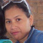Joselyn Flores Photo 24