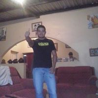 Moises Valeriano Photo 6
