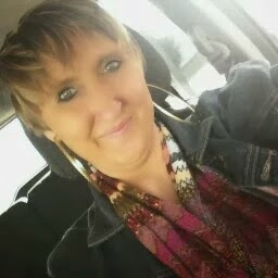 Lois Simpson Photo 27