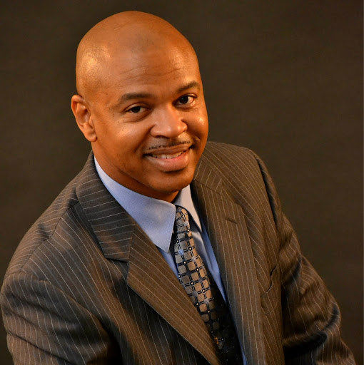 Vincent Robinson Photo 18