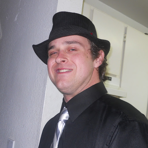 Daniel Bell Photo 20