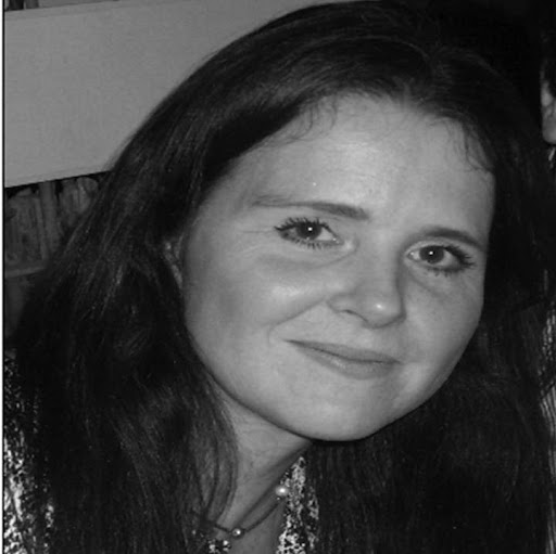 Jayne Stephens Photo 1