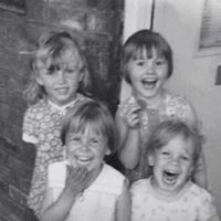 Lisa Sinclair Photo 26
