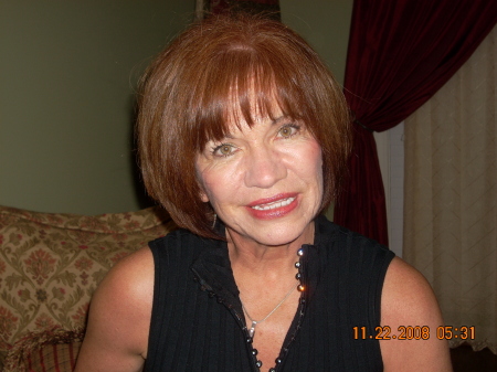 Sue Thompson Photo 7