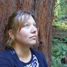 Elizabeth Larson Photo 26