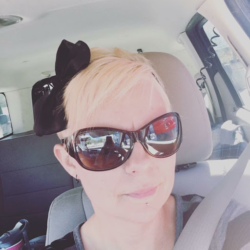 April Murphy Photo 20
