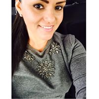 Reina Perez Photo 16