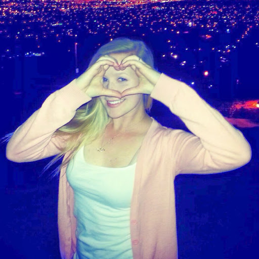Stephanie Ewing Photo 31