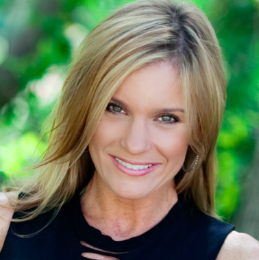 Christine Vinson Photo 34