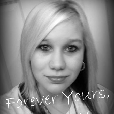 Haley Powell Photo 42