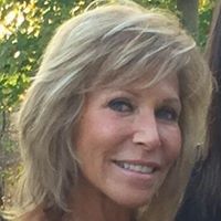 Sharon Diamond Photo 15