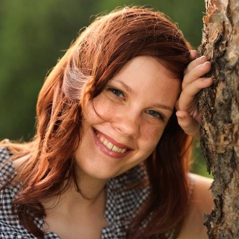 Lisa Norton Photo 45