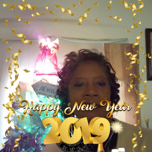 Regina Carpenter Photo 8