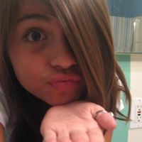 Nicole Apodaca Photo 8