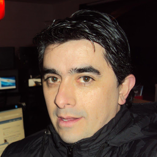 Rodrigo Escobar Photo 12