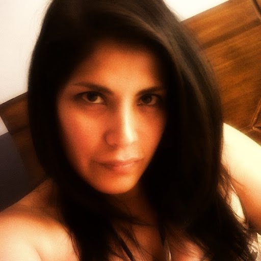 Ericka Salinas Photo 3