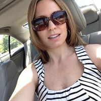 Traci Hanley Photo 5