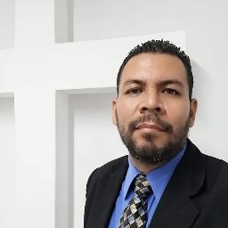 Ronald Robles Photo 11