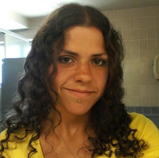 Andrea Paul Photo 26