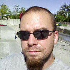 Charlie Reynolds Photo 16