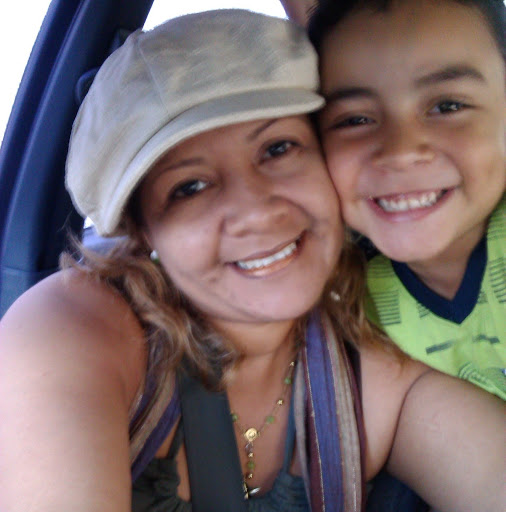 Betty Benitez Photo 21