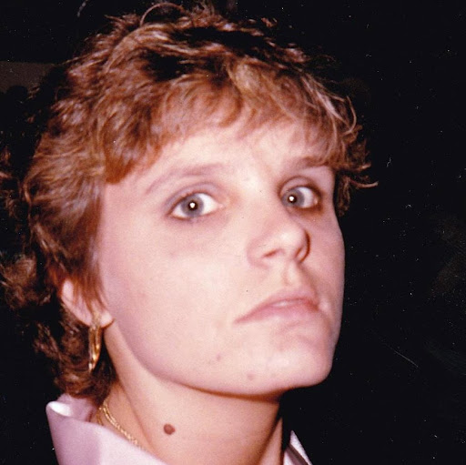 Barbara Reeves Photo 38