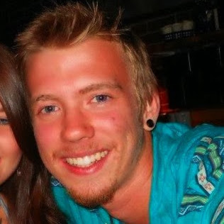 Evan Nichols Photo 25