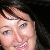 Lisa Hazell Photo 25