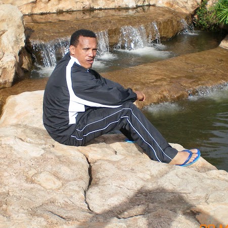 Daniel Abraham Photo 39