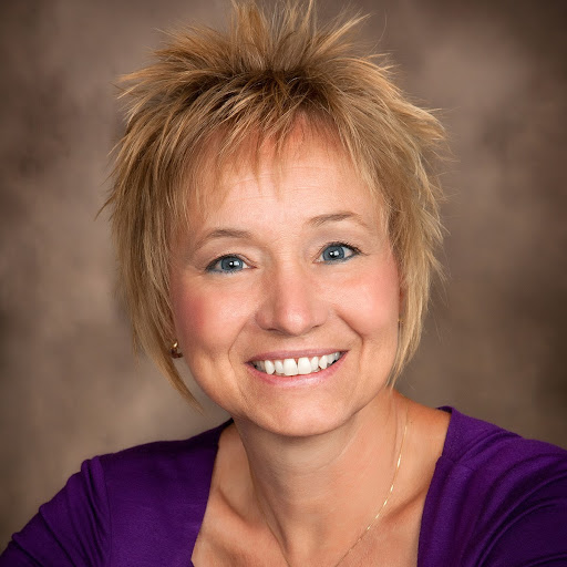 Tami Snyder Photo 5