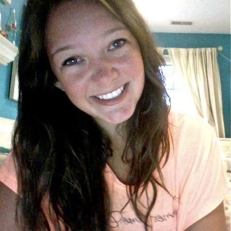 Alison Hale Photo 8