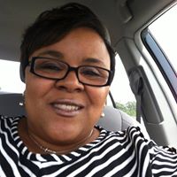Stephanie Plummer Photo 24