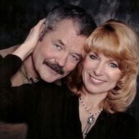 Terri Harding Photo 7