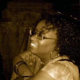 Lisa Haynes Photo 18