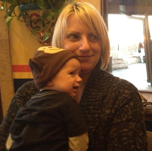 Anne Aldrich Photo 8