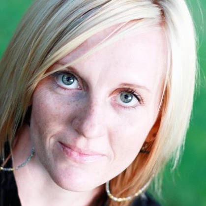 Holly Adams Photo 25