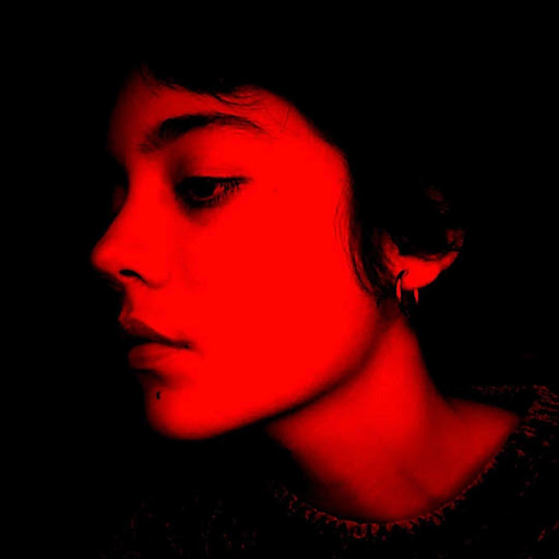Ana Davies Photo 17