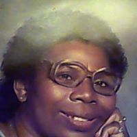 Ella Carter Photo 10
