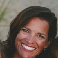 Elizabeth Gordon Photo 31