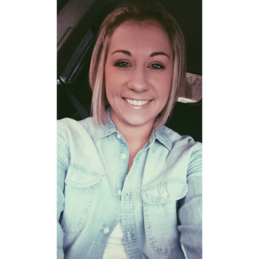 Danielle Combs Photo 23
