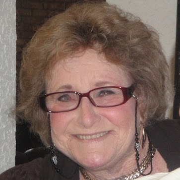 Lois Cooper Photo 18
