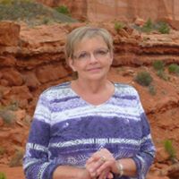 Lynda Helms Photo 20