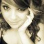 Nicole Lovell Photo 36