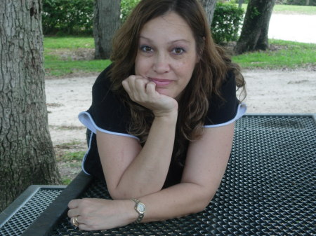 Deborah Vaughn Photo 29
