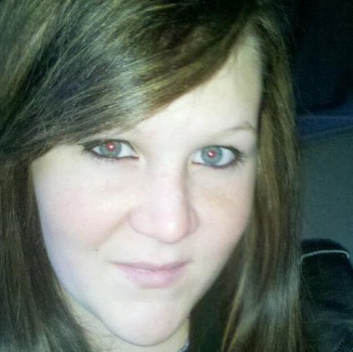 Beth Hendrix Photo 14