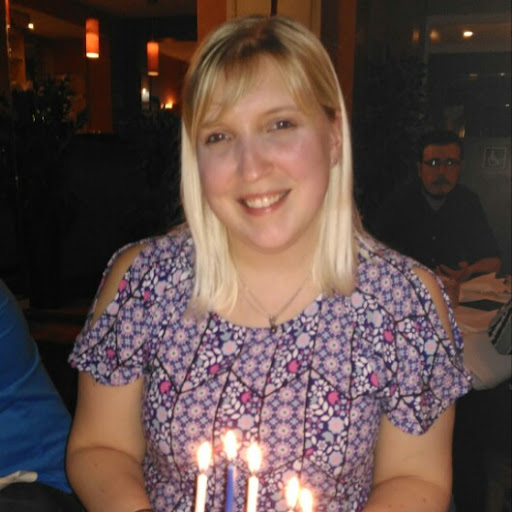 Laura Howes Photo 6
