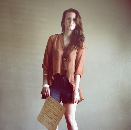 Laura Shea Photo 40