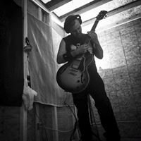 Adam Harris Photo 42